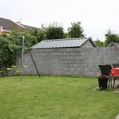 Oranmore Holiday Home Дом отдыха *