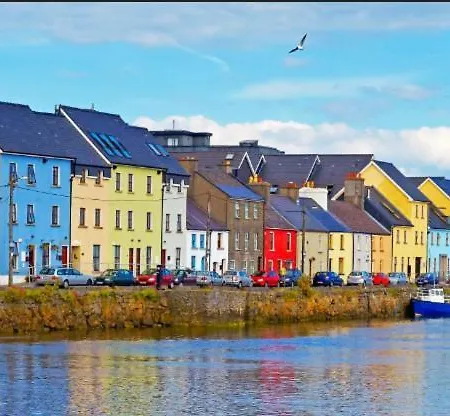 Oranmore Holiday Home Σπίτι διακοπών *