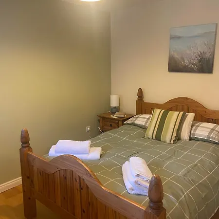 Oranmore Holiday Home